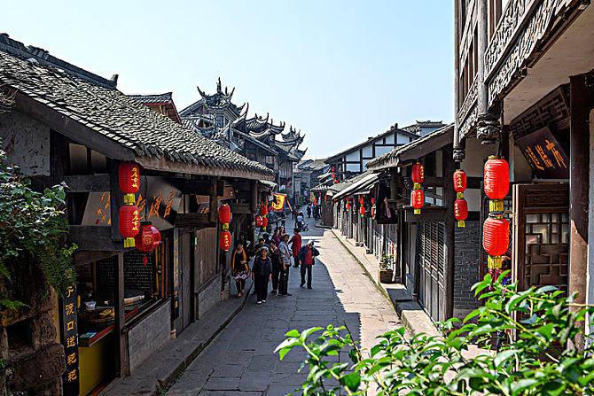 沃特股份(002886.SZ)：重庆基地首期LCP产线已经完成建设及安装调试工作